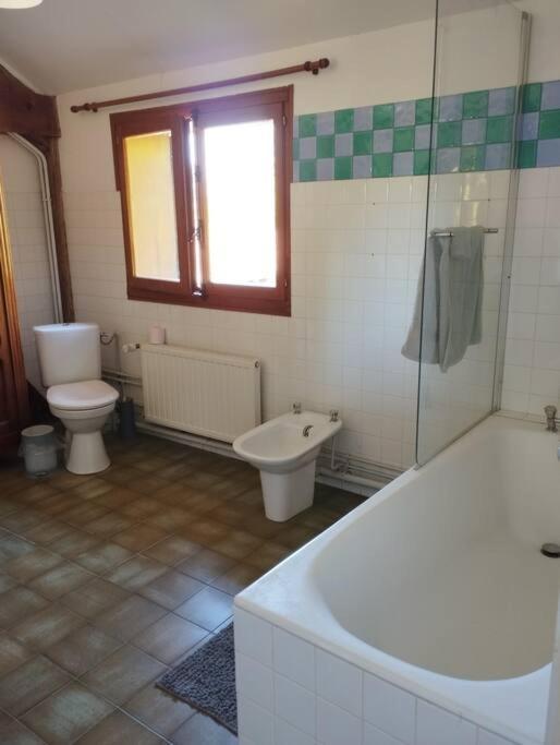 Appartement Dans Village Calme A 5 Min Des Lacs Mathaux Extérieur photo